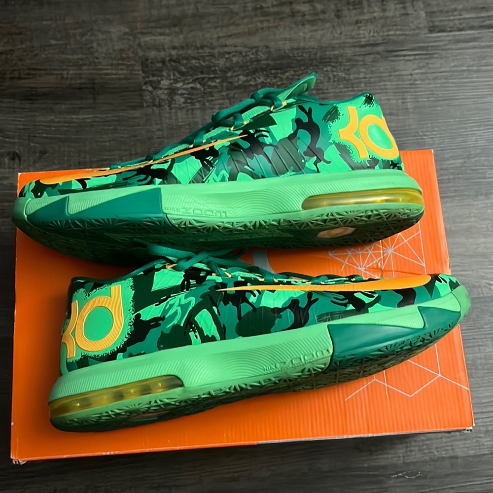 KD VI  for sell great shoe size 11.5.